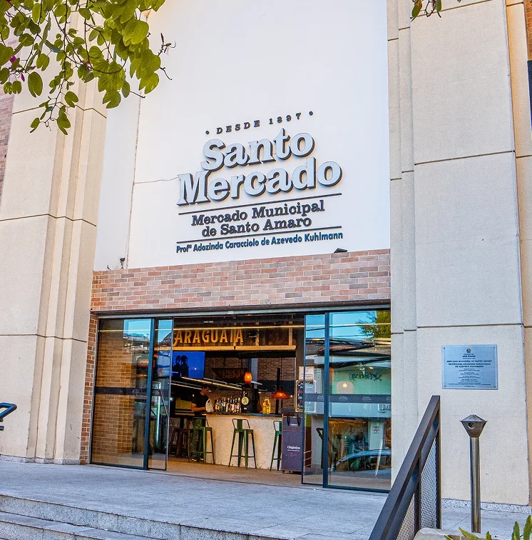 Interior of the reopened Santo Mercado in São Paulo